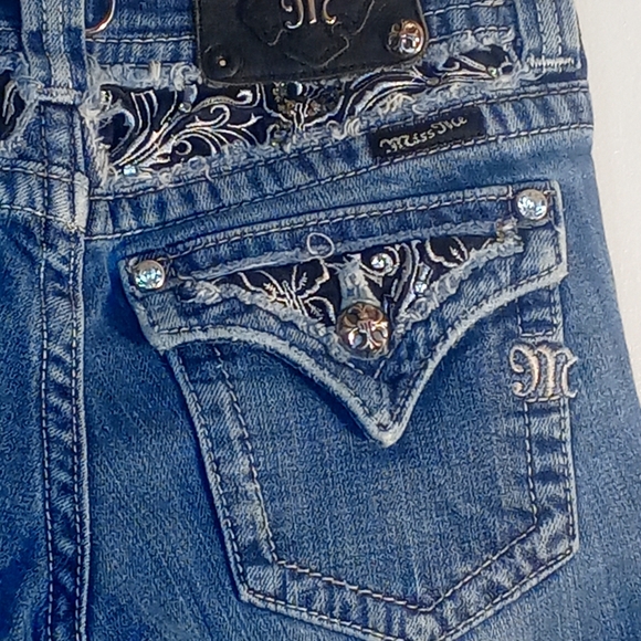 Miss Me Jeans Size 26×30 - Picture 9 of 12